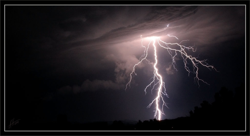 Lightning Touch Lightning by touch-of-blue on DeviantArt