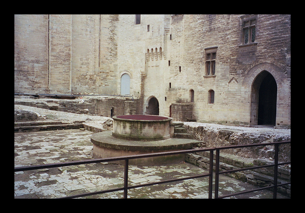 02 - Castle Courtyard