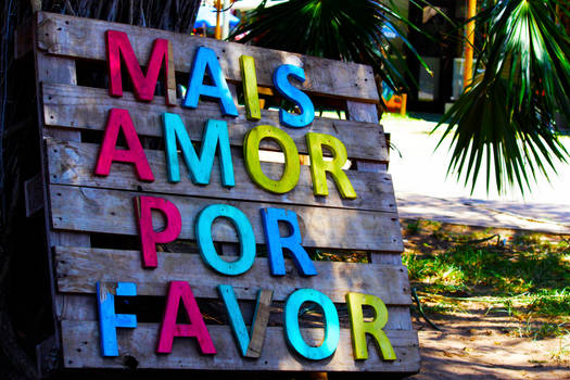 Mais amor por favor