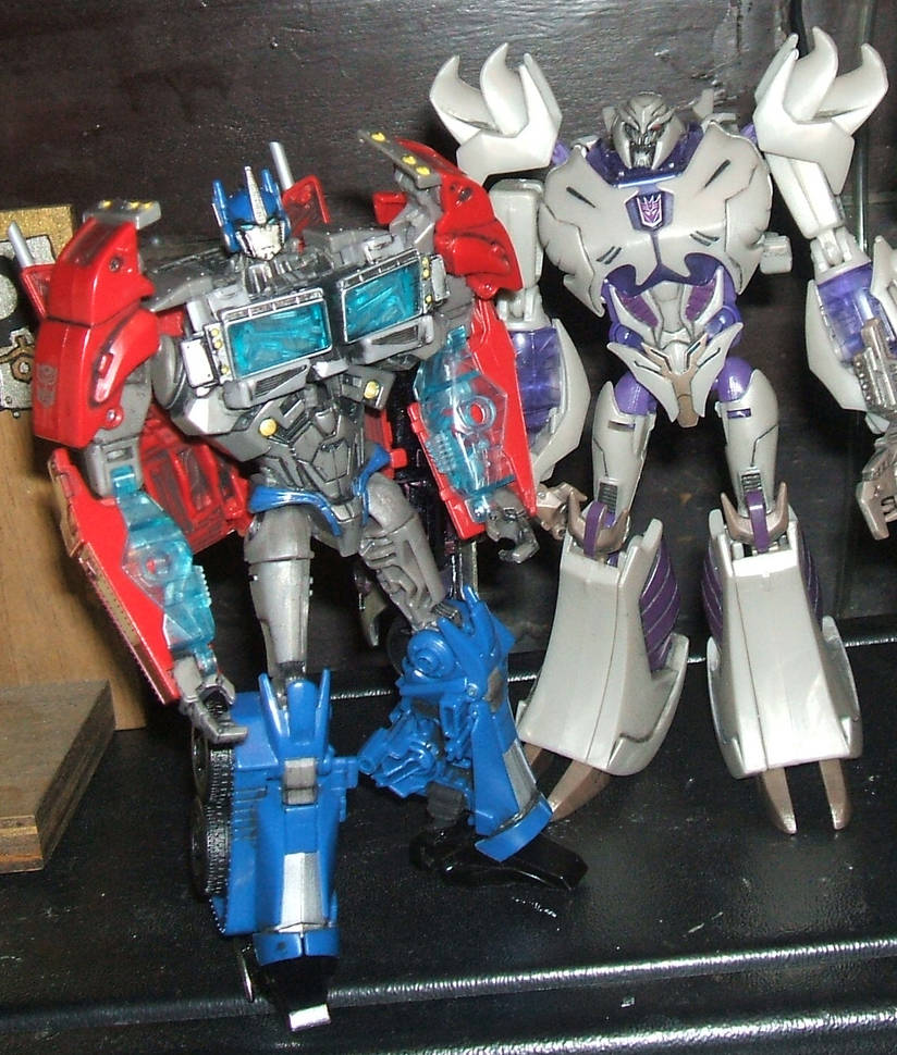 Transformers Prime First Edition Shining Optimus Prime - Voyager