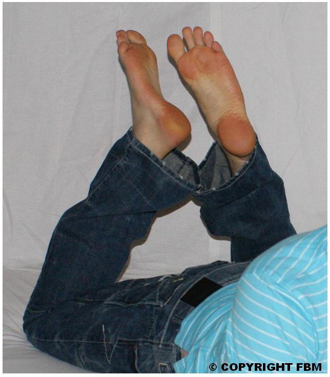 Barefoot Marc Shows His y Male Feet Soles By Footboymarc On DeviantArt barefoot-marc-shows-his-y-male-feet-soles-by-footboymarc-on-deviantart