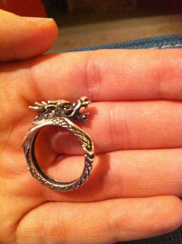 Dragon ring