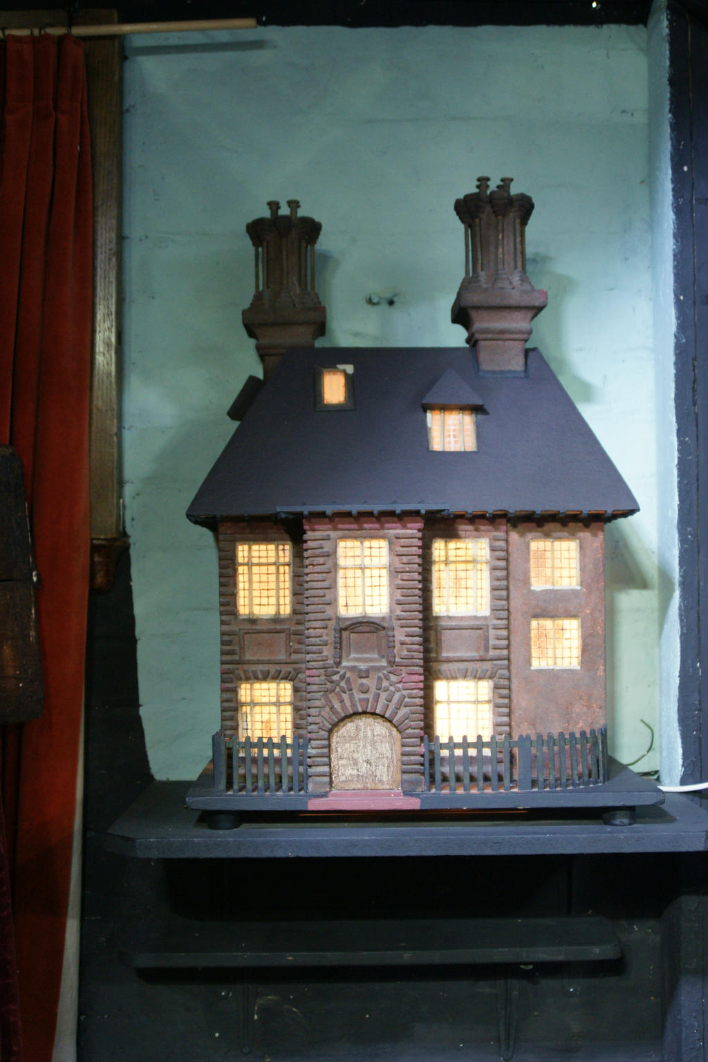 Spooky Doll House