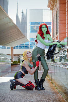 Harley Quinn x Poison Ivy - Cosplay I - Harlivy