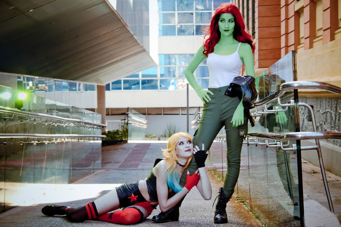 Harley Quinn x Poison Ivy - Cosplay IX - Harlivy by rizzyun on DeviantArt