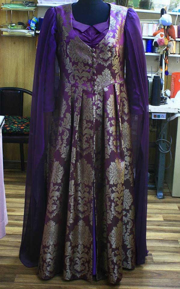 hurrem sultan dress designs Meryem Uzerli as Hrrem Sultan TV Show