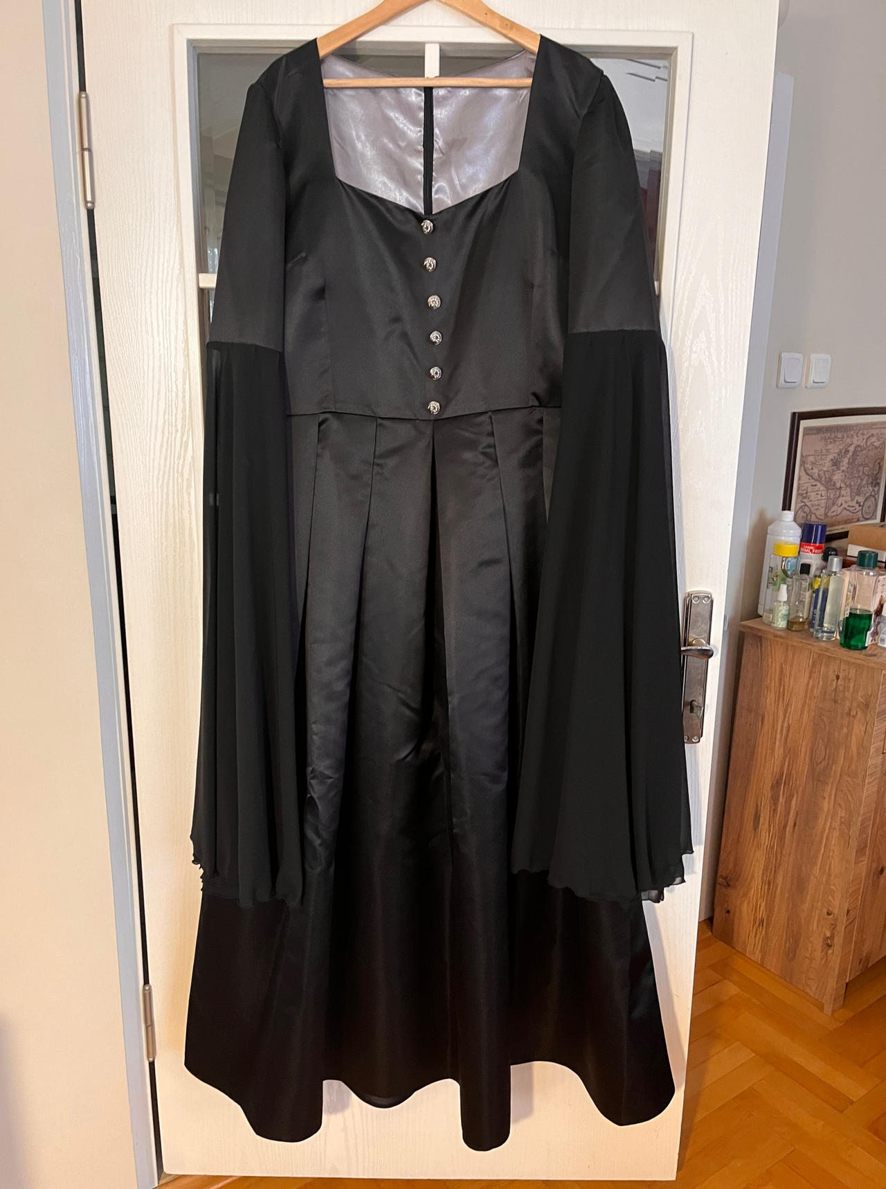 Kosem Sultan Black dress by moongirl28 on DeviantArt