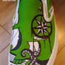 green shoes: detail left shoe