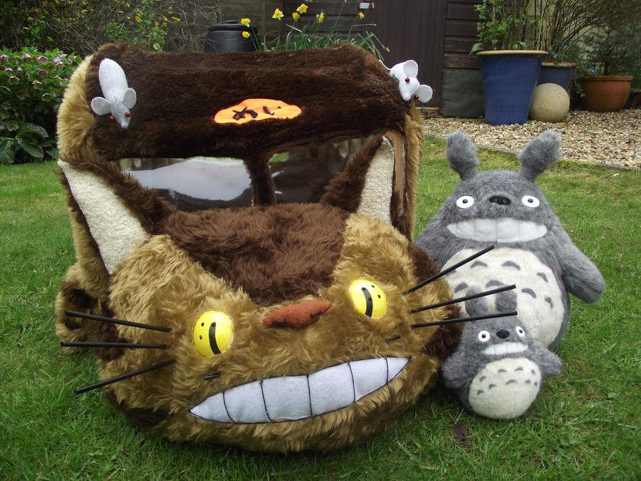 Catbus Cat Bed - from Totoro 2