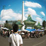 tugu pahlawan pagi