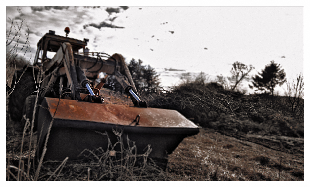 Tracteur Abandoned