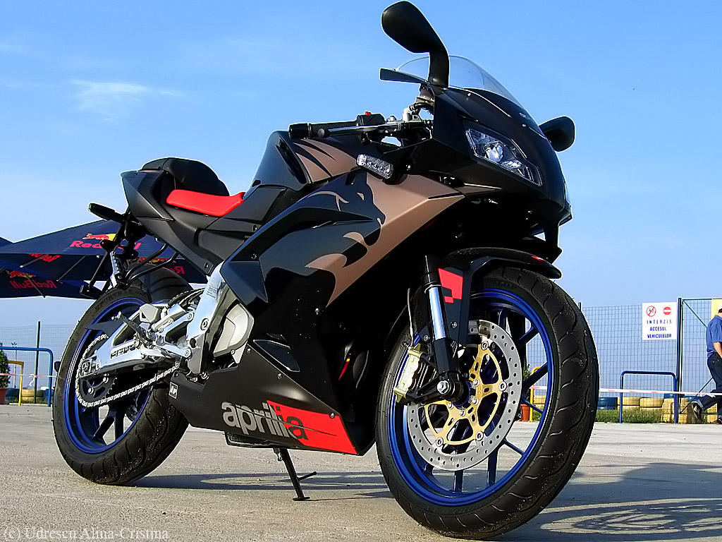 Aprilia rs 125 06 top