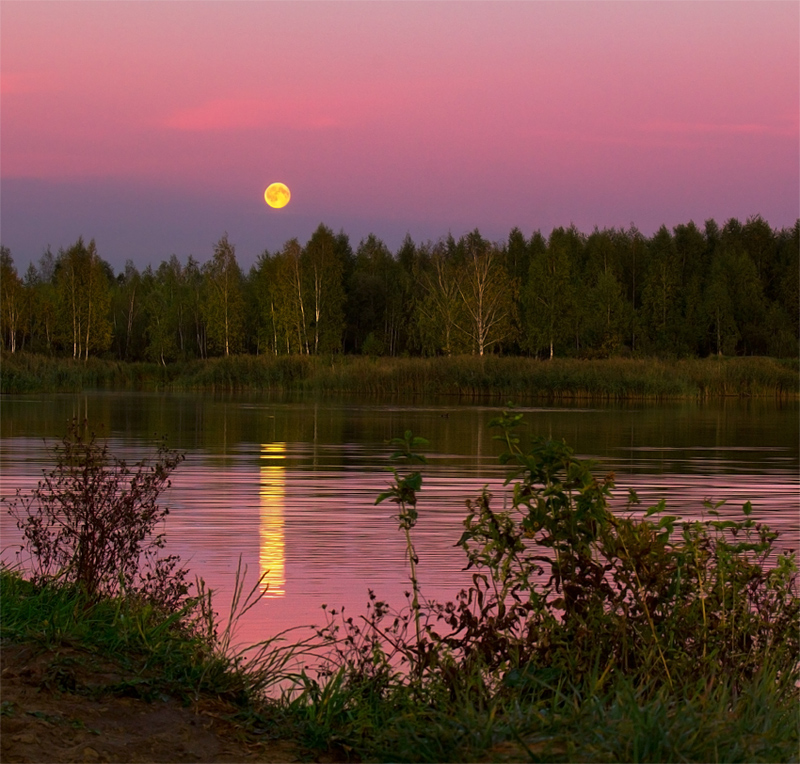 Lunar path