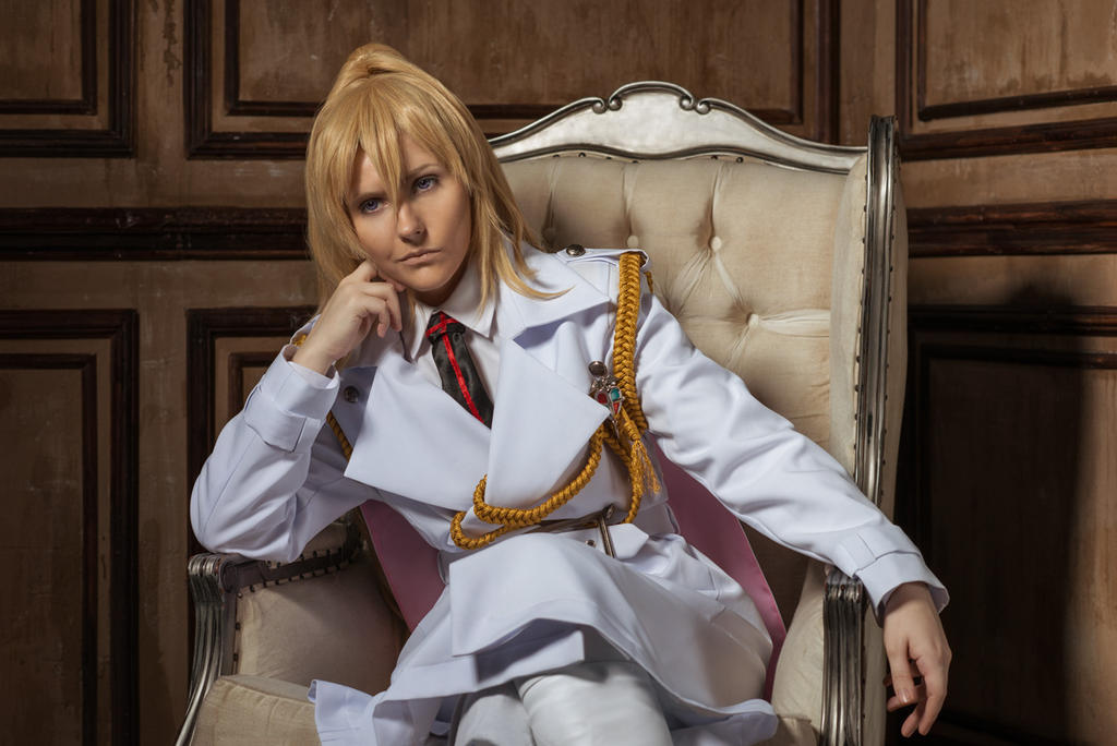 Arthur Auguste Angel Cosplay