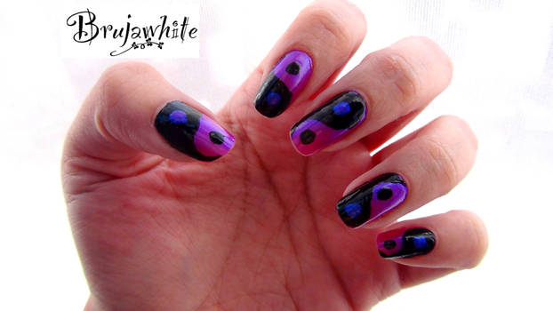 Alphabet nail art challenge: Y is or Yingyang