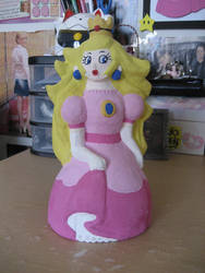 princess peach sculpture 1