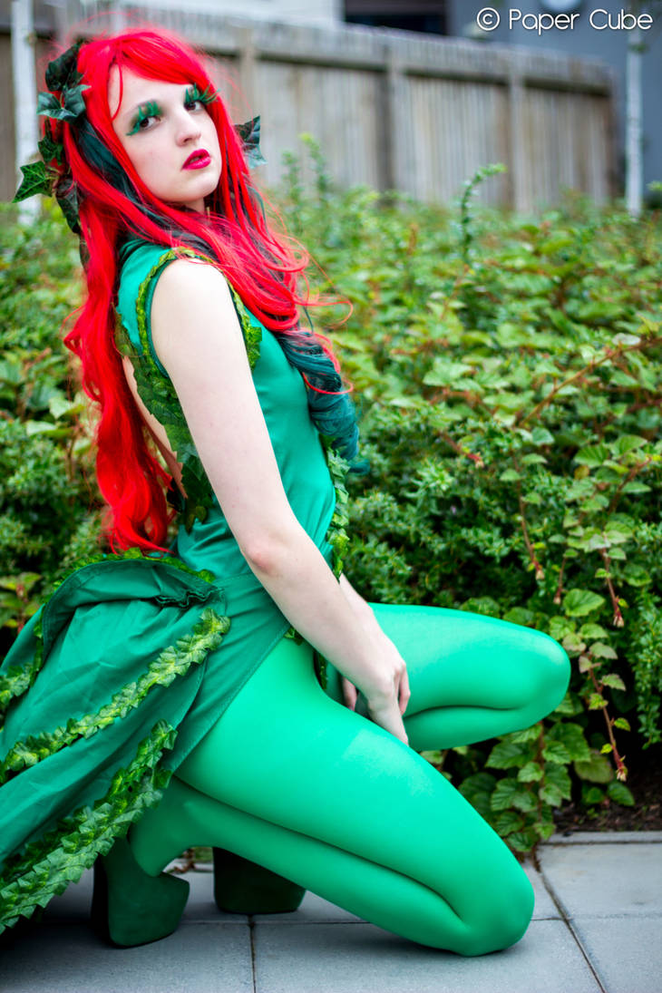 Poison Ivy (Burlesque variant) by Paper-Cube on DeviantArt