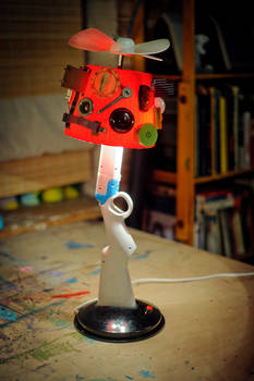 Shotgun upcycled table lamp