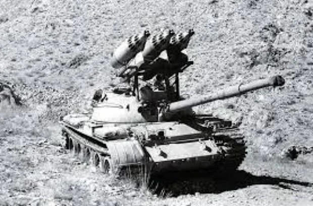 Tanks With Rockets Pods 1980 T-62 tank with 3 UB-32-57 rocket pods (2) by JeanLucCaptain on ...