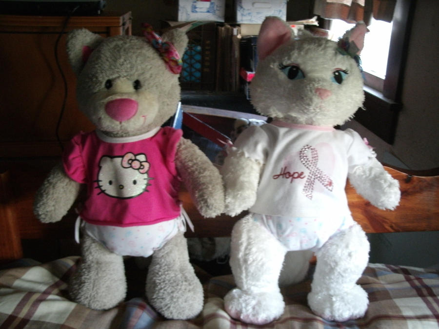 NFBaby HK and Hope Kitty