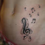 Music notes on side belly