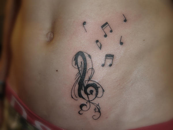 Music notes on side belly