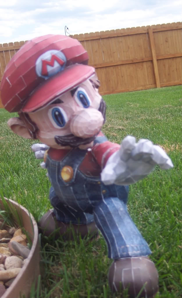 SSBB Mario Papercraft