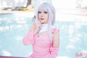 Emilia - Re:Zero Cosplay