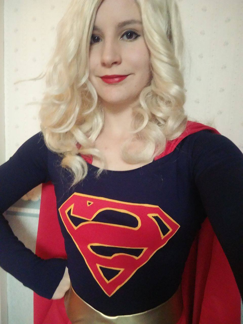 Shameless Supergirl Selfies #3