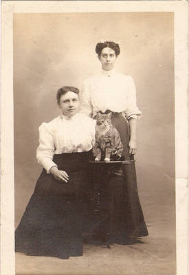 Vintage Ladies with cat