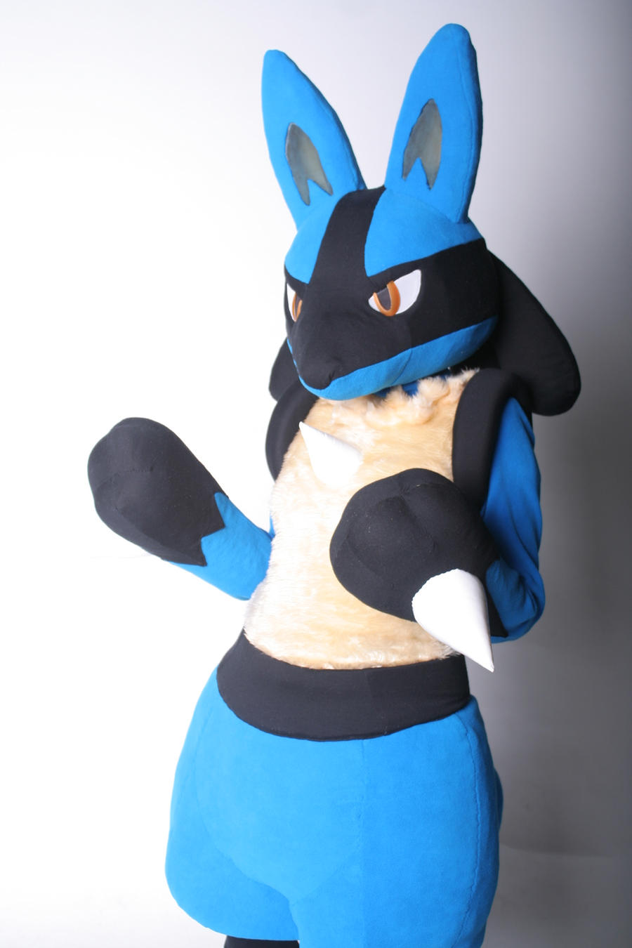 Lucario Cosplay