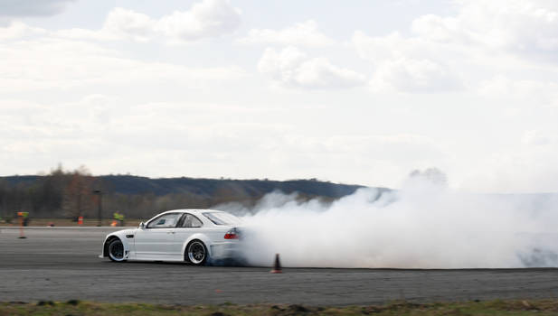 Drifting BMW M3 Toyota 2JZ 600+ HP