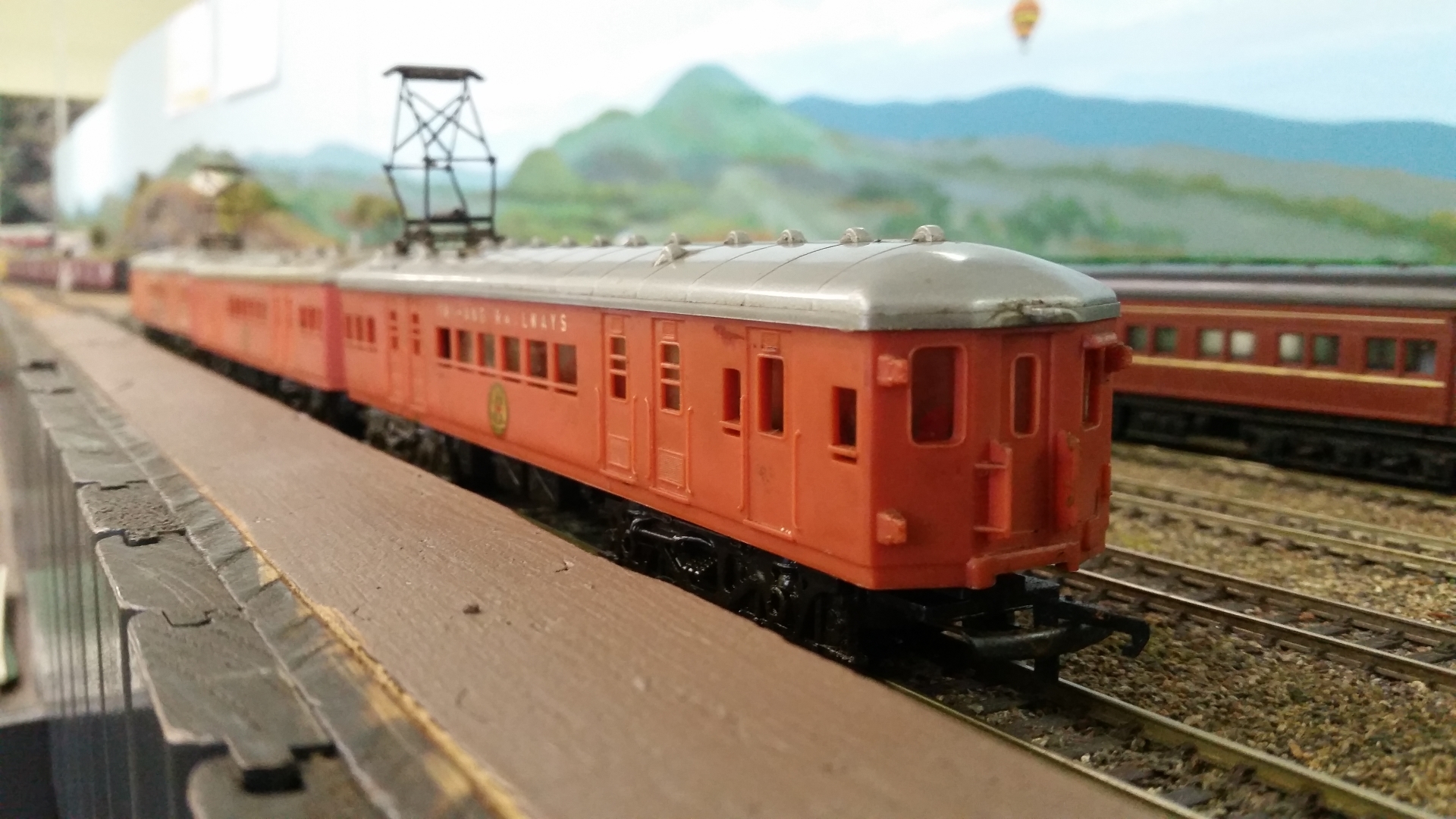 Triang Sydney Suburban 'Sputnik' Set