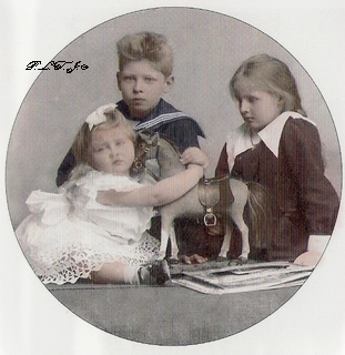 Romanian royal siblings II