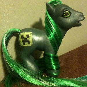 Minecraft Creeper custom pony