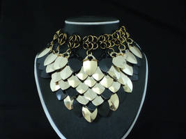 Gold and Black Scalemaille Necklace