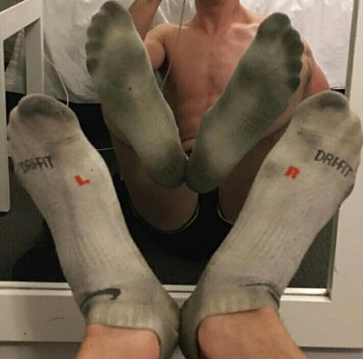 Dick master. Носки фетиш. Потные носочки. Мужские потные носки. Носки foot Socks.