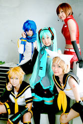 Vocaloid Cosplay by yuegene