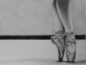 On Pointe (Graphite)