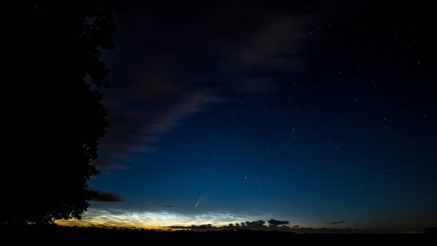 comet rising