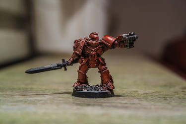 Warhammer 40k mini figure, unfinished