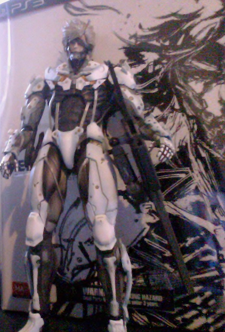 Metal Gear Rising-White Armor Raiden Figure 2 by personafan1 on DeviantArt
