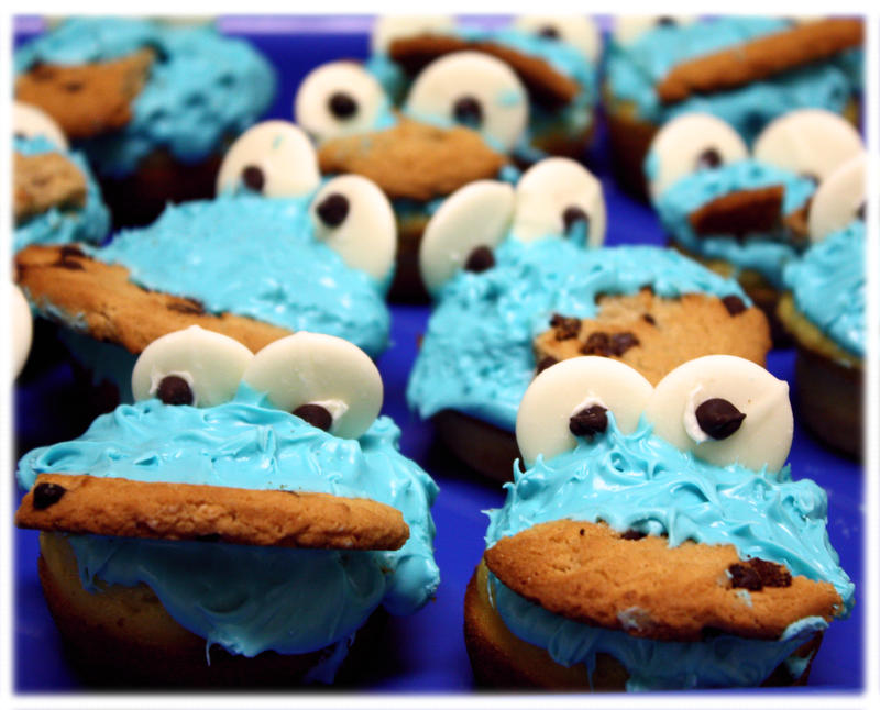 C is for Cookie Monster Cupcakes!