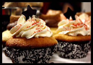 Star cupcakes by Speechlessly