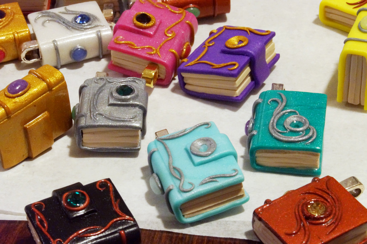 Making of: Book Pendants - Pt. 2