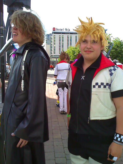 May expo 2010 - Roxas x2?