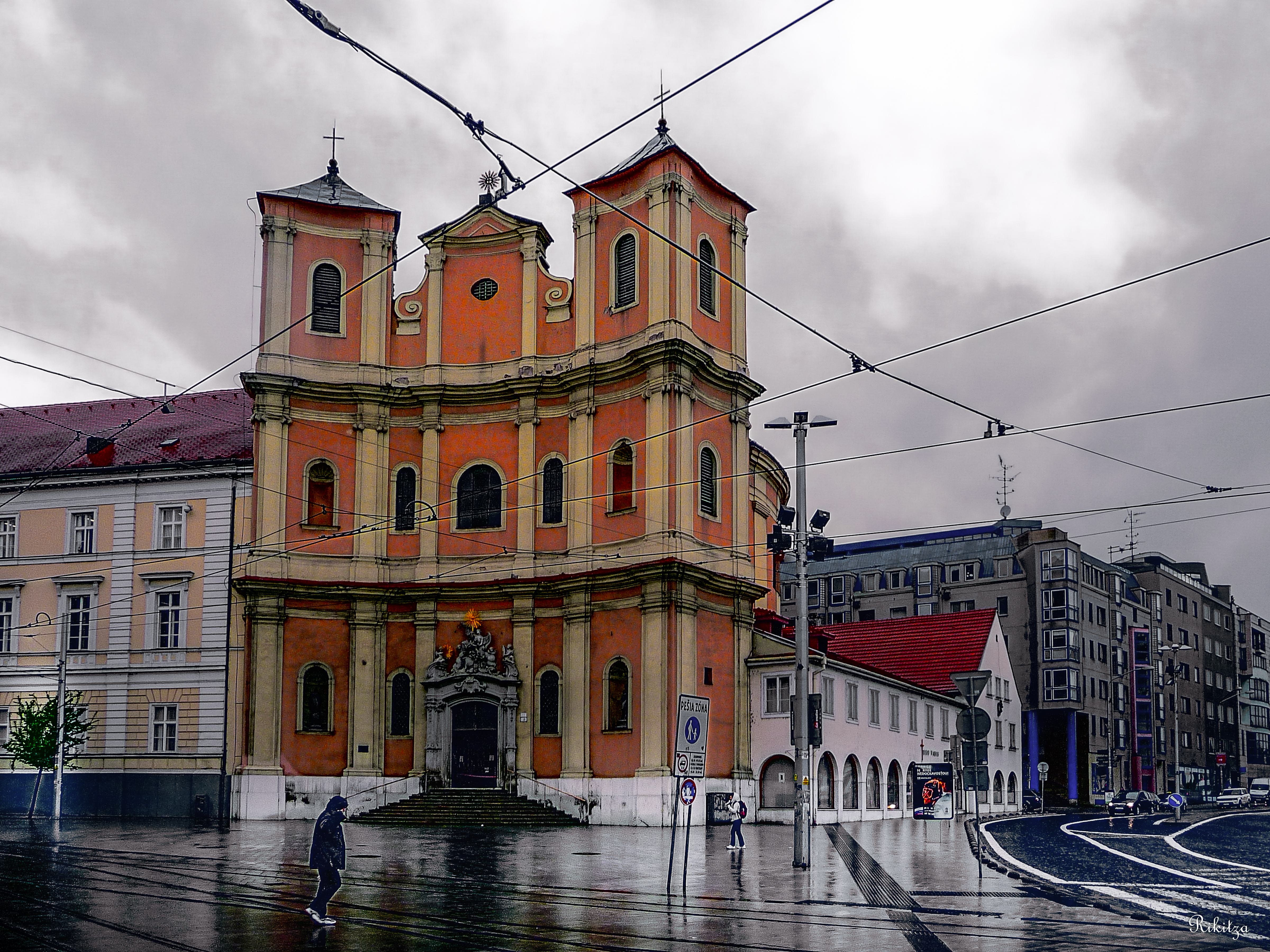 Church in central Bratislava - revisited