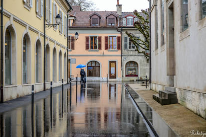 Yesterday in Carouge - Colors and reflections