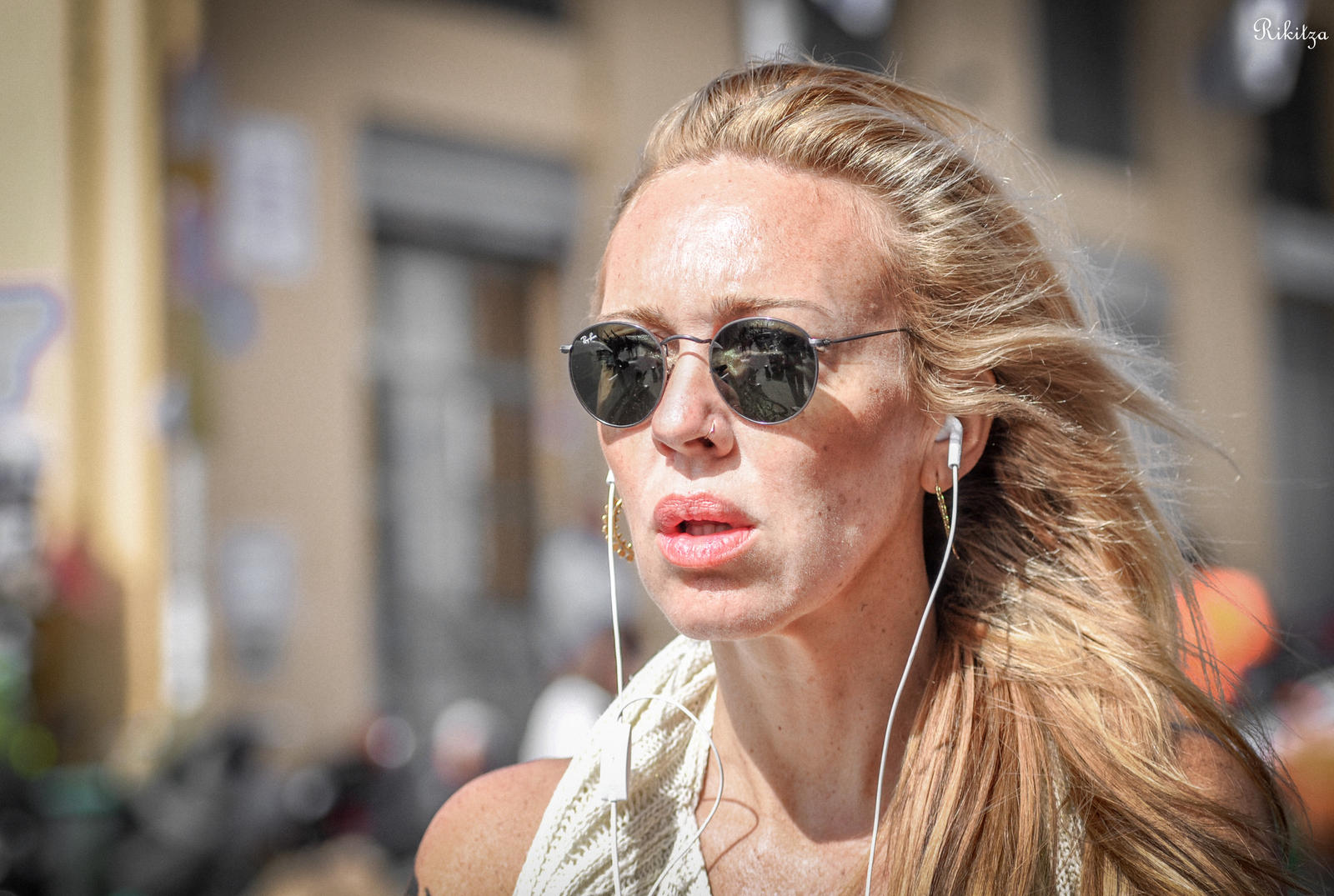 blonde energy in Jaffa