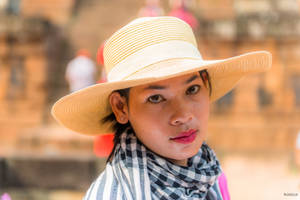 Khmer Imperium - Local Beauty